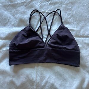 Lululemon Women's Strappy Sportsbra in Dark Purple